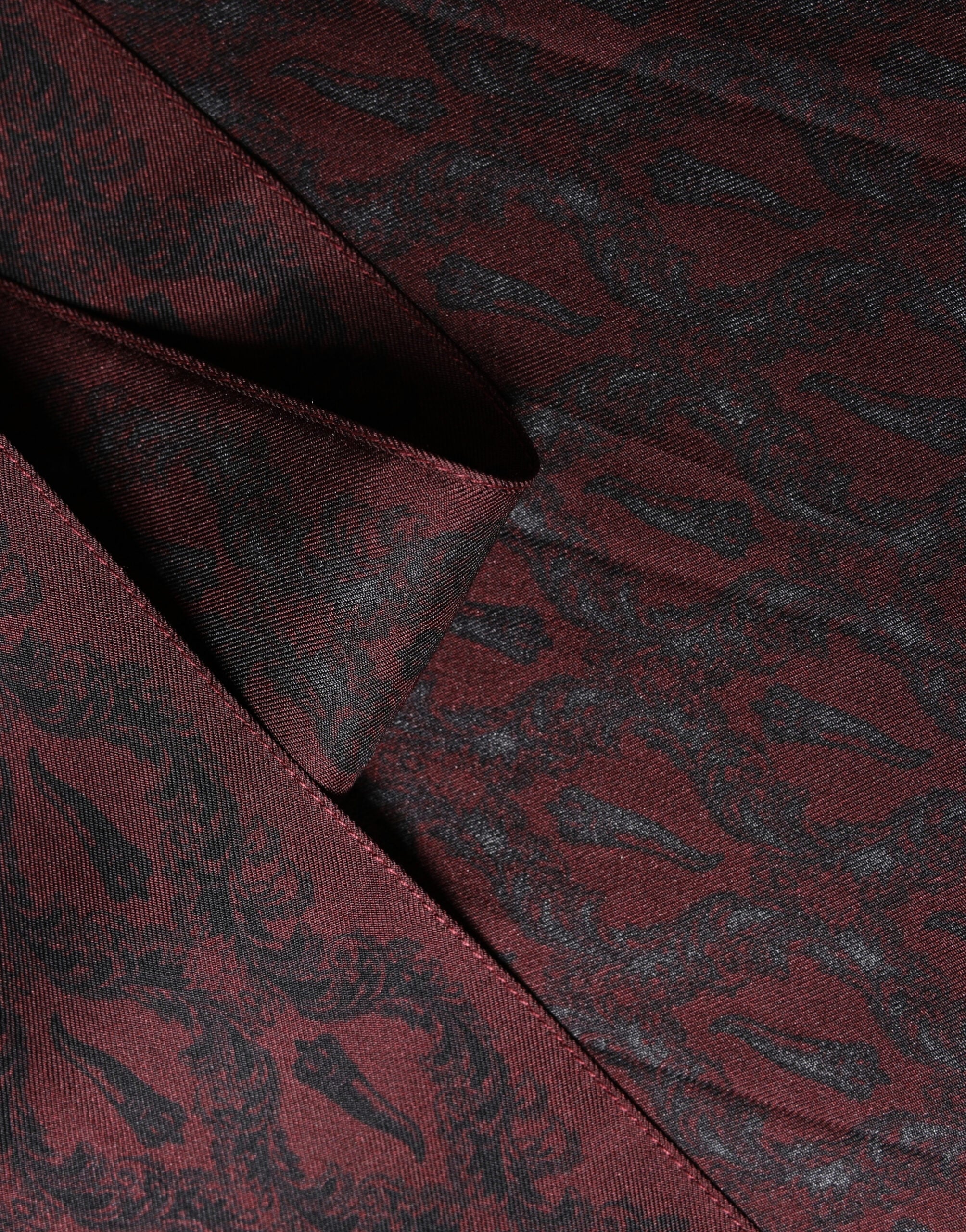 Dolce & Gabbana Burgundy Black Silk Paisley Foulard 135cm X 22cm Scarf