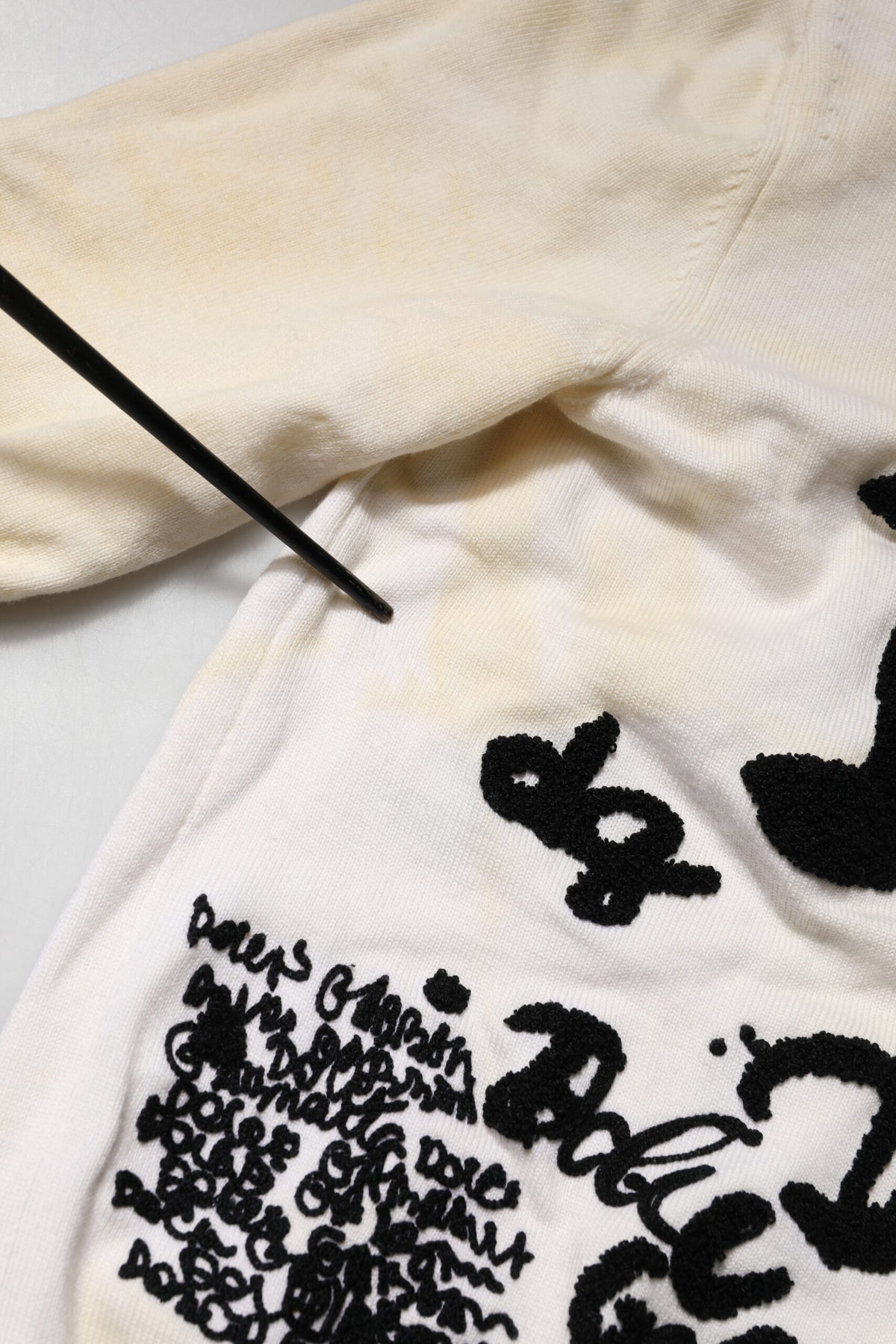 Dolce & Gabbana White Virgin Wool Graphic Logo Crewneck Sweater