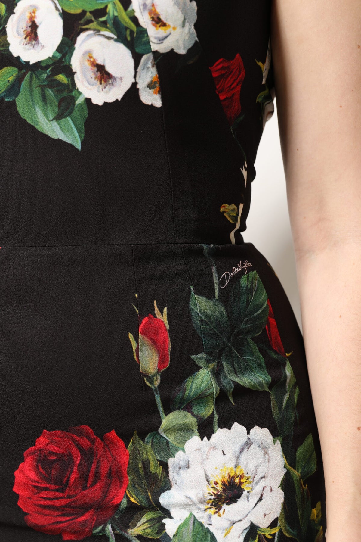 Dolce & Gabbana Black Floral Print Sleeveless Sheath Dress