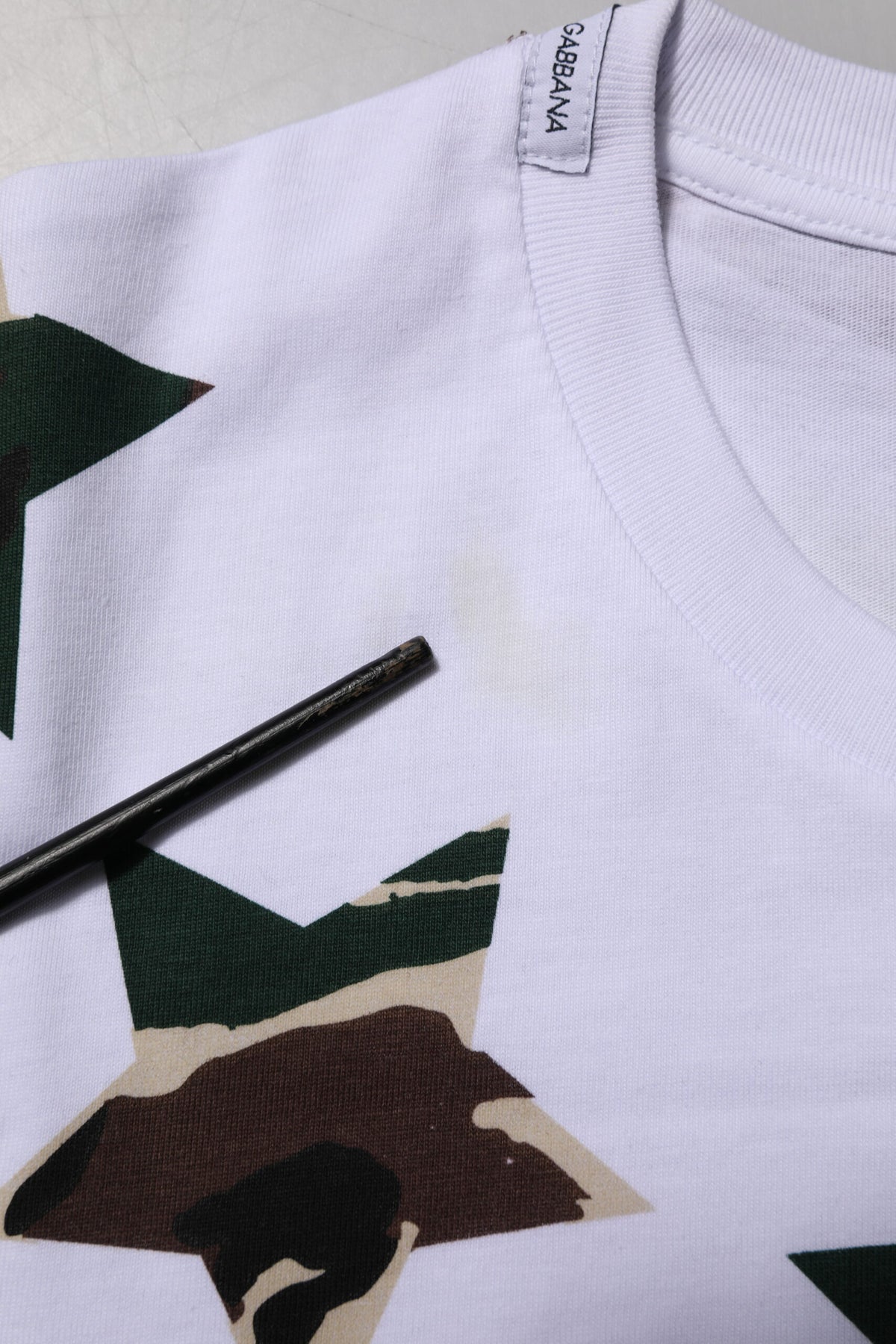 Dolce & Gabbana White Camouflage Cotton Men Crew Neck T-shirt