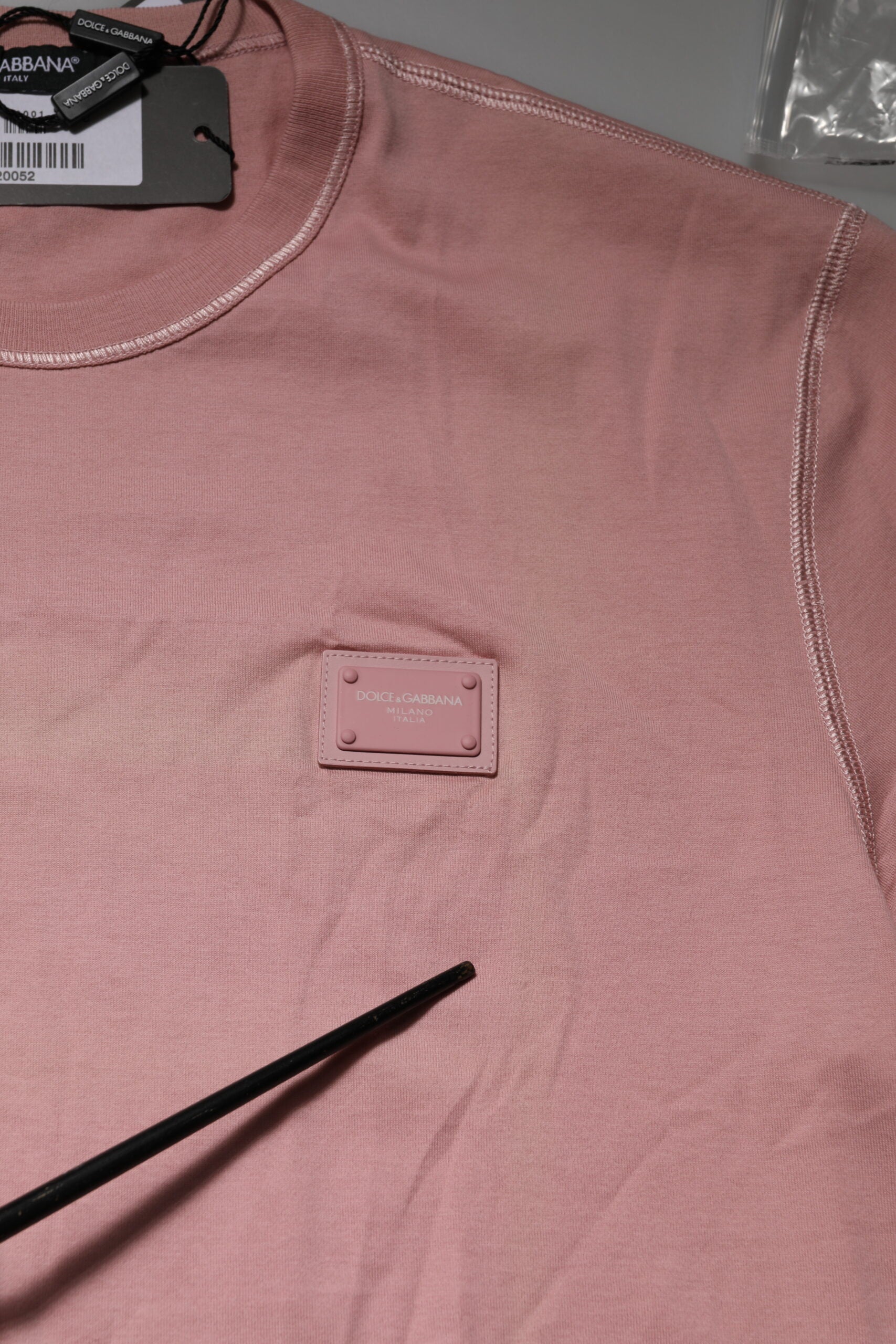 Dolce & Gabbana Pink Logo Plaque Cotton Crew Neck T-shirt
