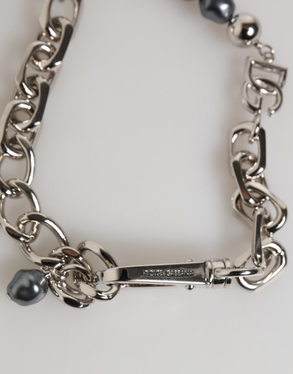 Dolce & Gabbana Silver Tone Chain Lobster Clasp Logo Gray Pearls Bracelet