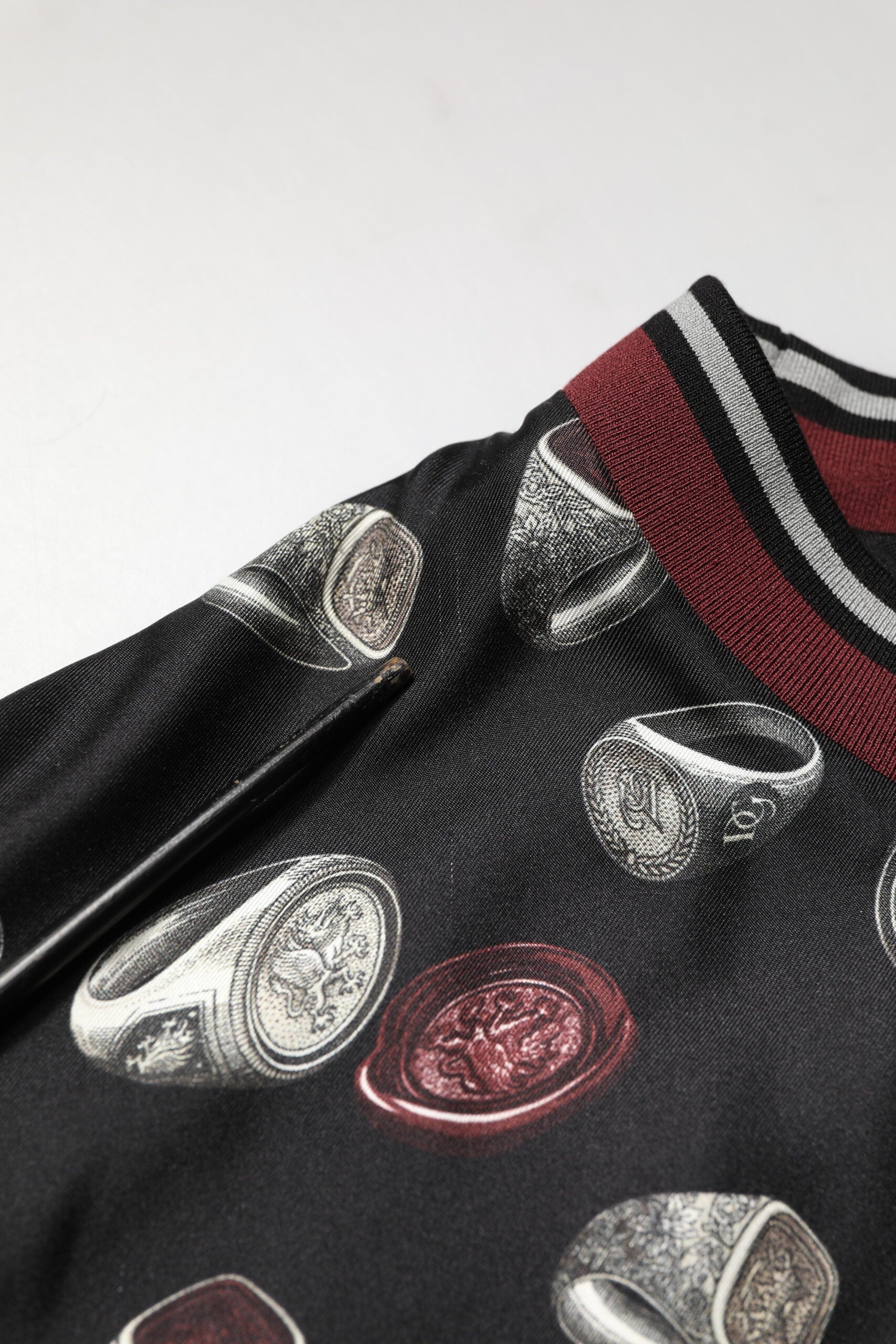 Dolce & Gabbana Black Ring Print CrewNeck Sweatshirt  Sweater