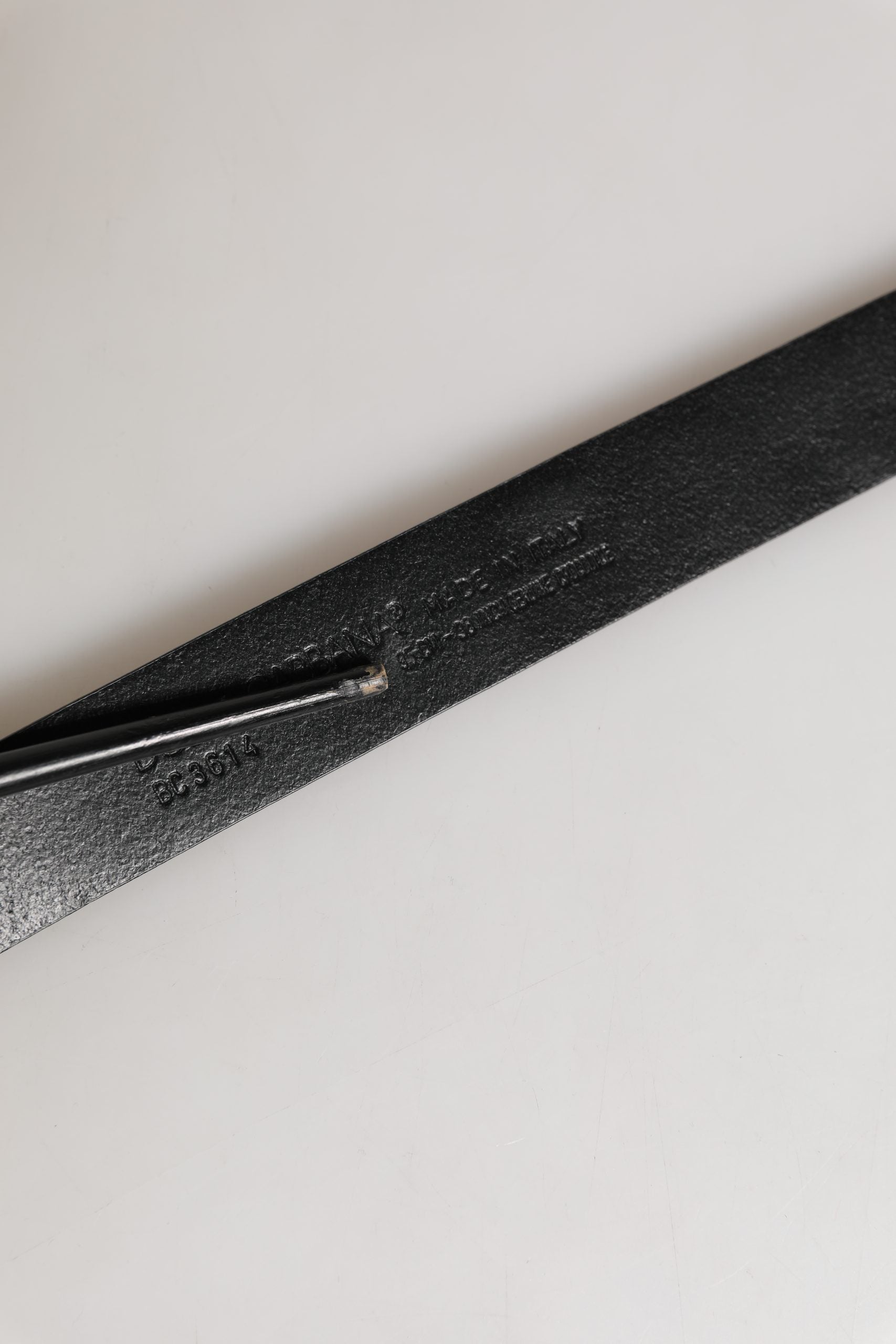 Dolce & Gabbana Men Black Exotic Leather Metal Buckle Belt