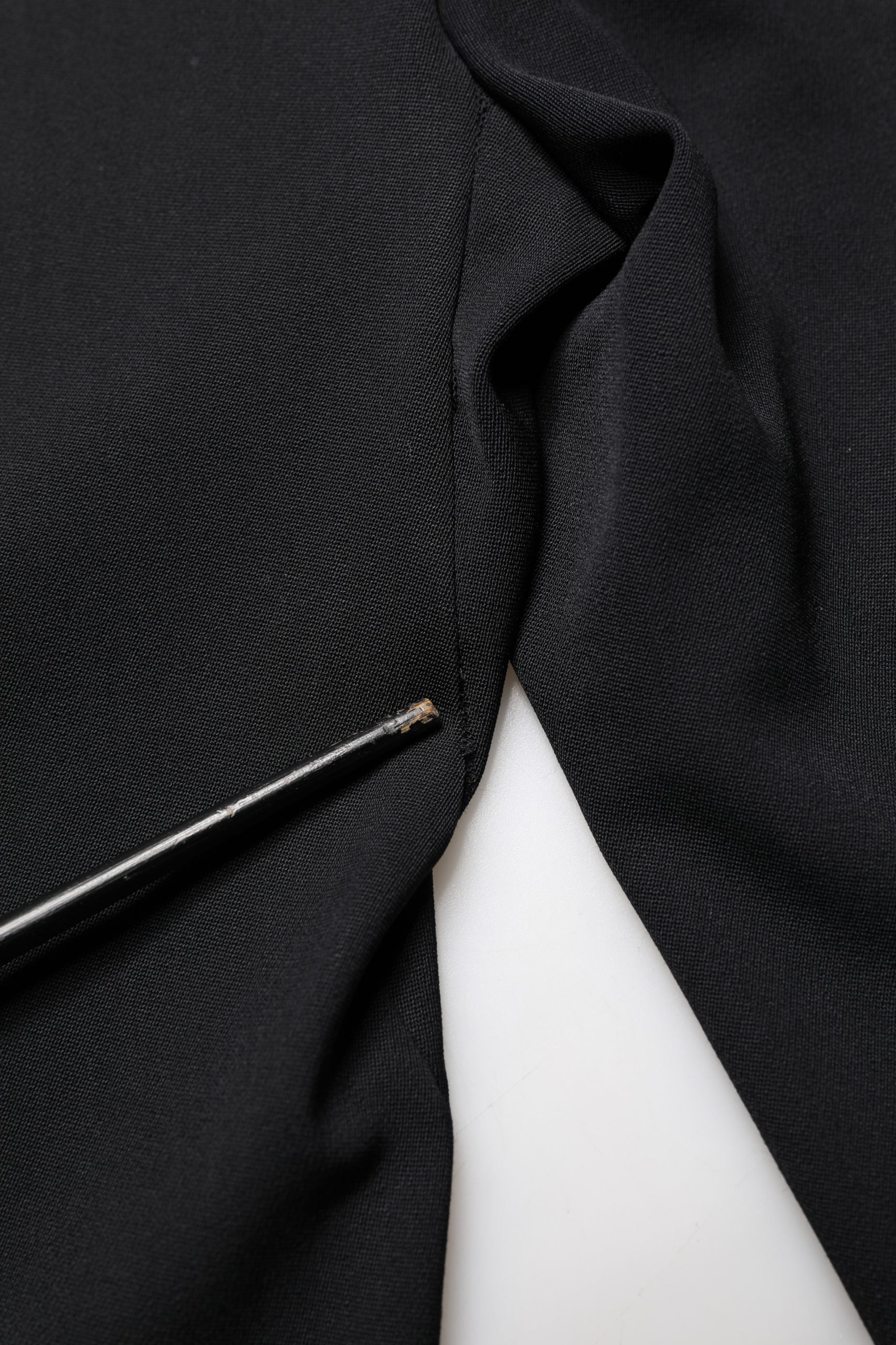 Dolce & Gabbana Black Wool High Waist Cropped Tapered Pants