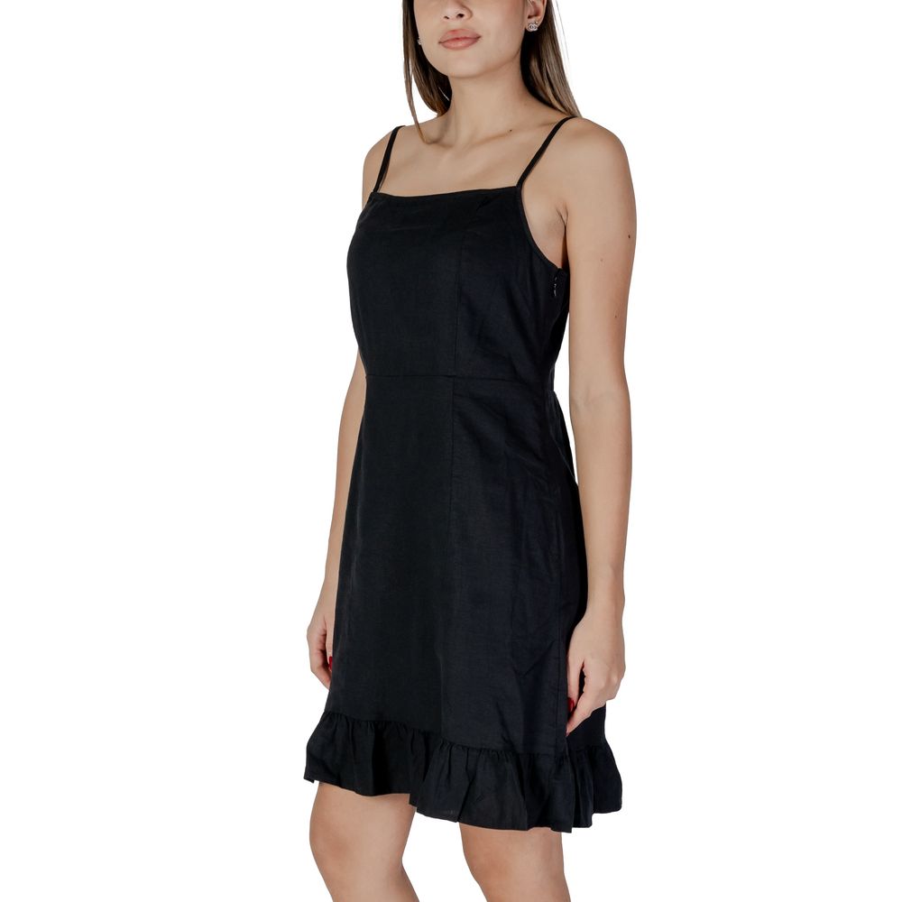 B.Young Black Linen Dress