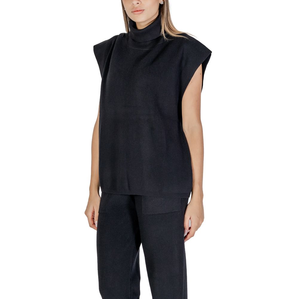 Cleré Black Viscose Turtleneck